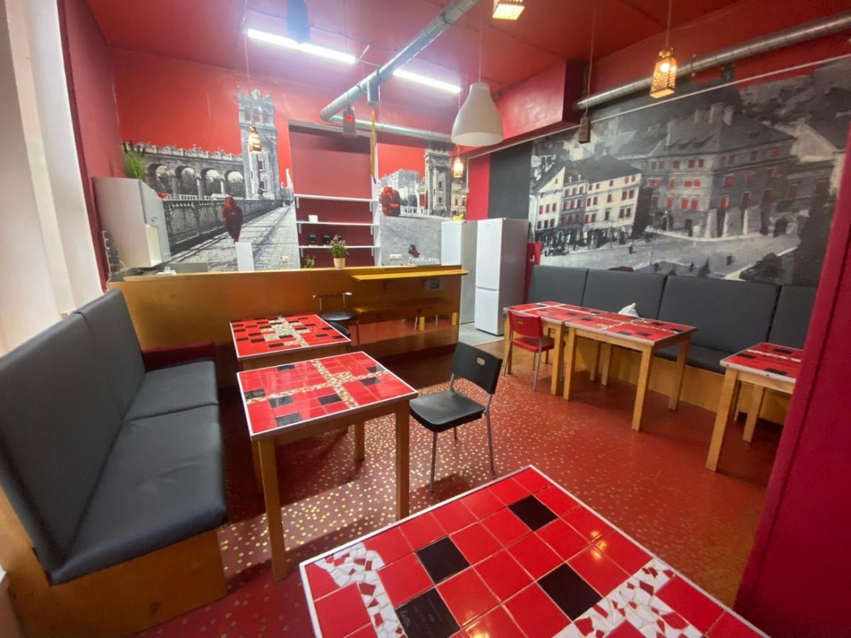 ורשה Oliwka Hostel מראה חיצוני תמונה