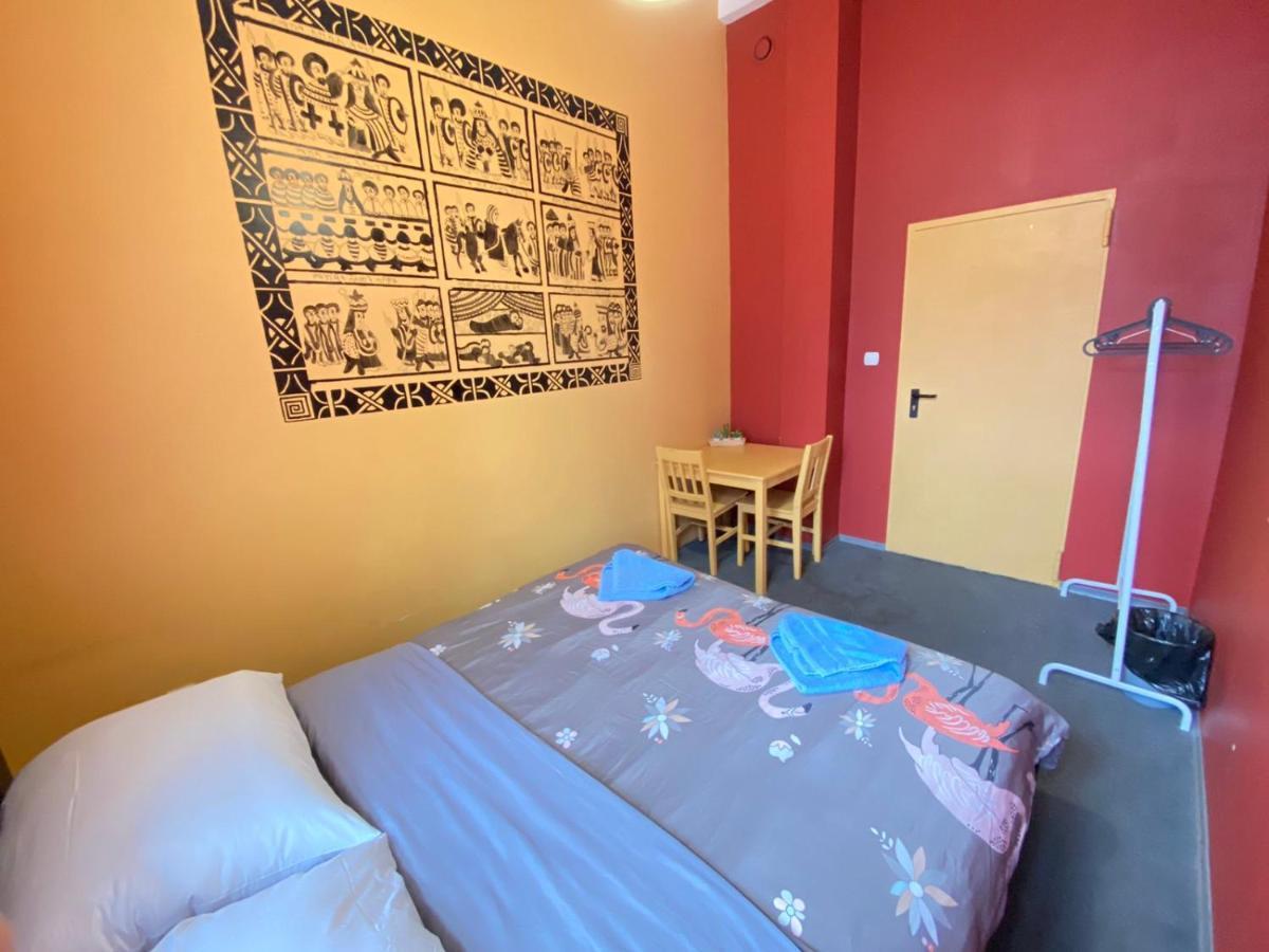 ורשה Oliwka Hostel מראה חיצוני תמונה