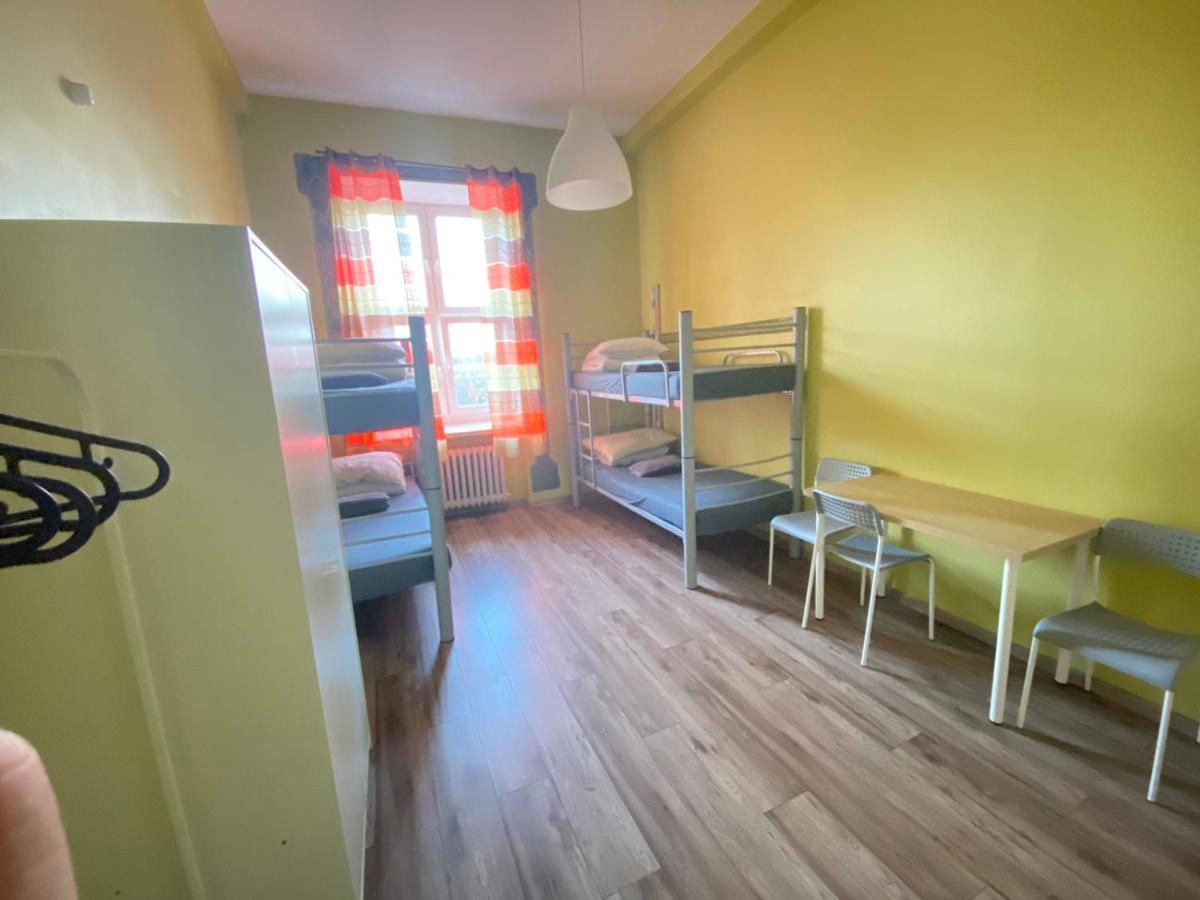 ורשה Oliwka Hostel מראה חיצוני תמונה